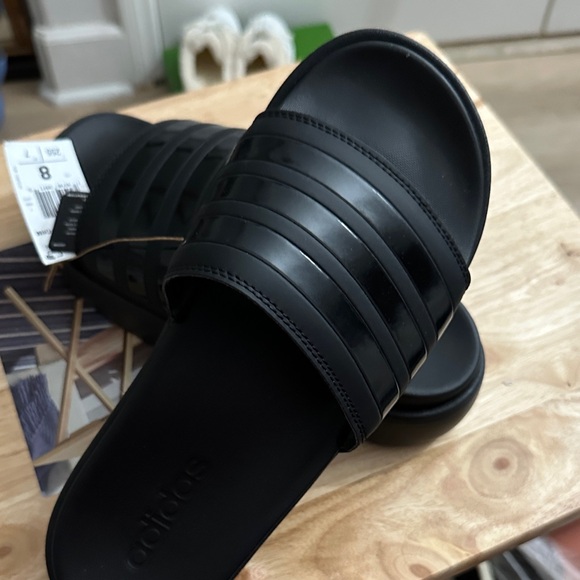 Adidas Classic Black Slides - Picture 1 of 5